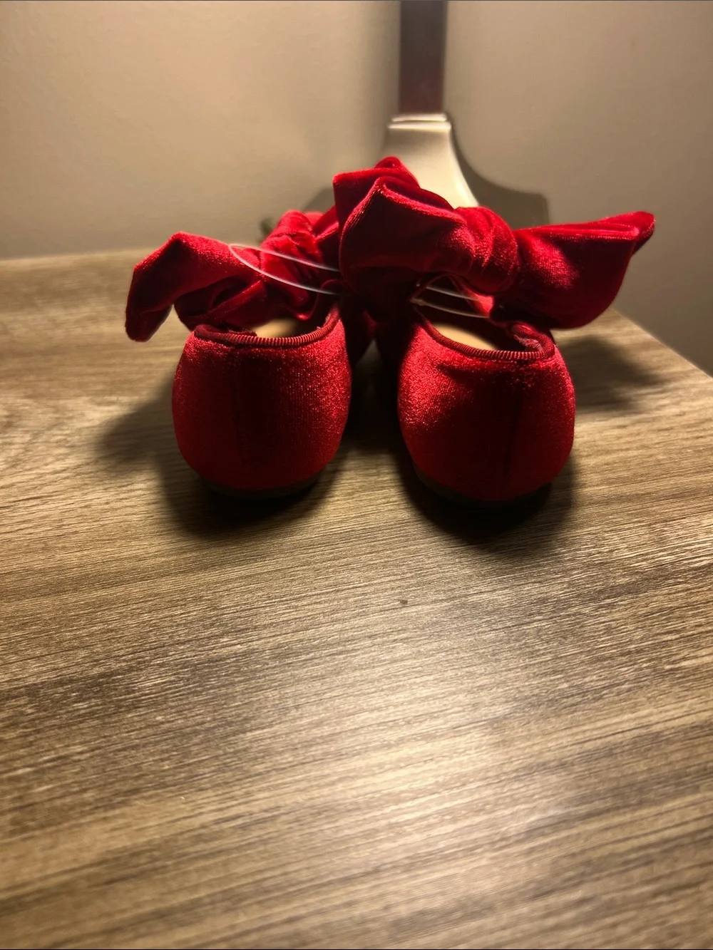 Old Navy Red Velvet Bow Slip-On Ballet Flat for Kids stock (39)